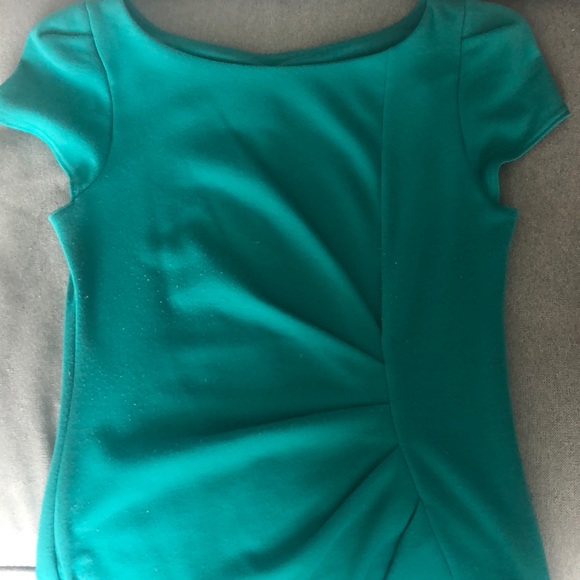 Sophisticated green dress - Picture 3 of 5